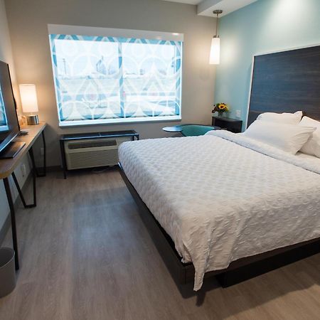 Tru By Hilton Cedar Rapids Westdale Hotel Luaran gambar