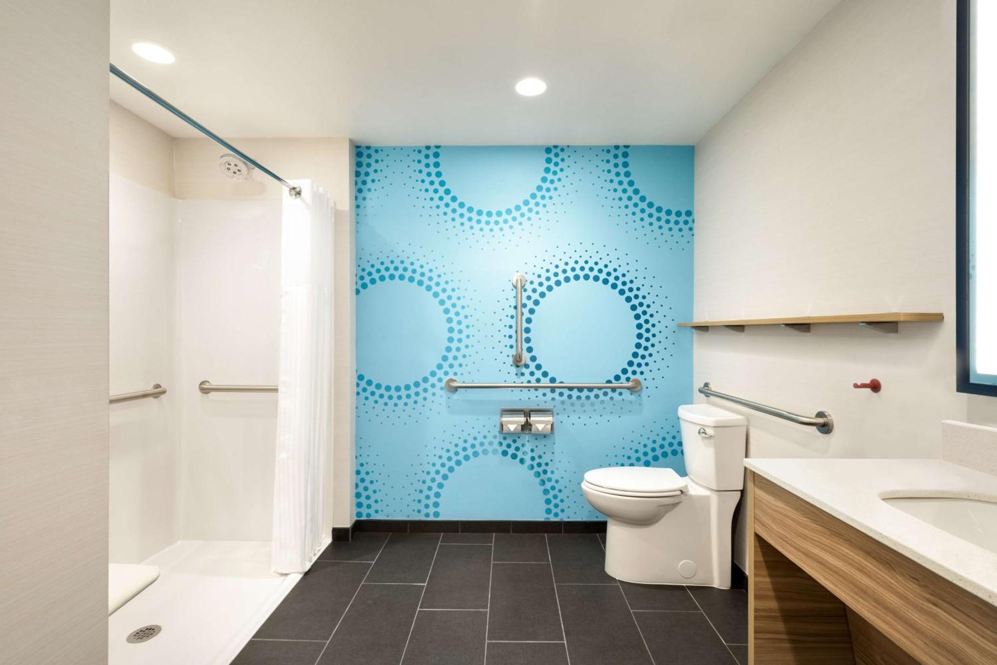 Tru By Hilton Cedar Rapids Westdale Hotel Luaran gambar