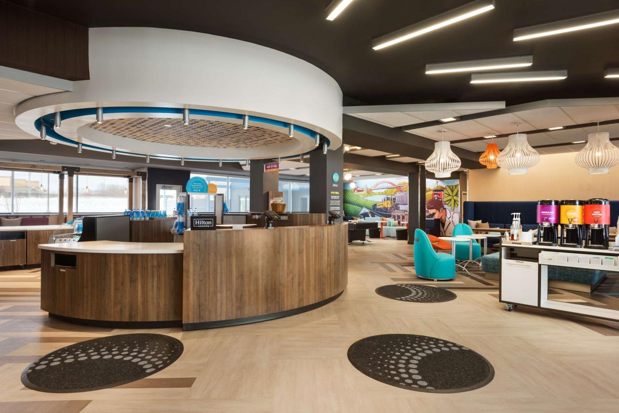 Tru By Hilton Cedar Rapids Westdale Hotel Luaran gambar